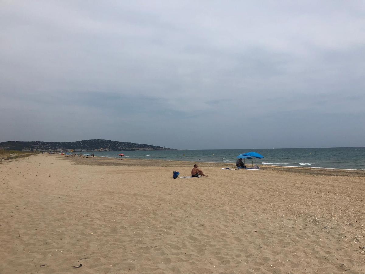 Plages & Marina - Joli T2 A 200M Des Plages Сет Экстерьер фото